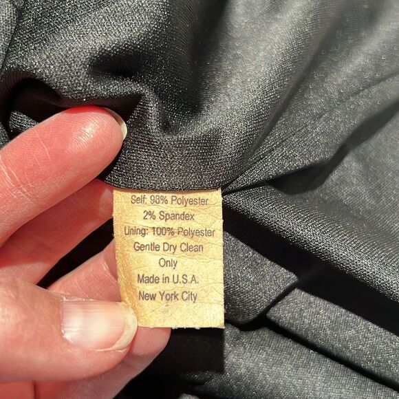 Issue New York black bell/puff sleeve dress B22‎ - Picture 6 of 7